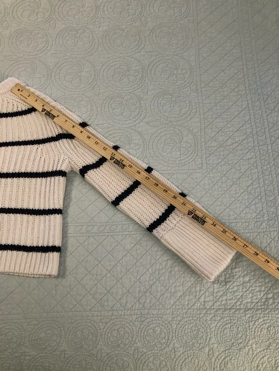 J Crew Heritage Fisherman sweater. Size XS. - Picture 9 of 10